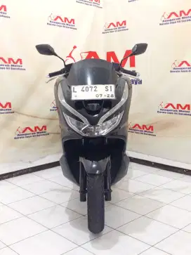Honda pcx 150 cbs tahun 2018 warna Hitam