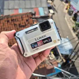 Kamera digicam lumix ft-3 normal
