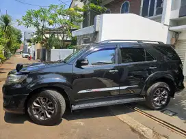 Toyota Fortuner 2.5 VNT Turbo TRD AT 2014
