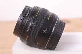 Canon EF 50mm F1.4 USM