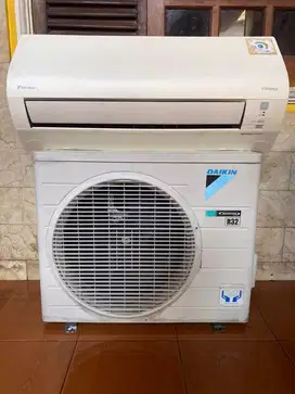 Ac Daikin inverter 1pk r32
