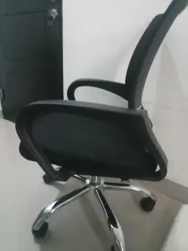 Jual kursi kantor bekas