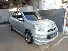 Nissan March XS Matic Tahun 2011