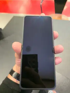 Samsung galaxy Z flip 6 12/512GB