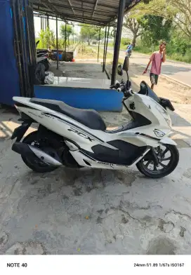 Di jual motor Honda PCX 2019