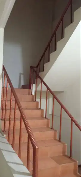 Dijual/Disewakan Ruko 4 Lantai Gandeng 3 Alam Sutera, Serpong
