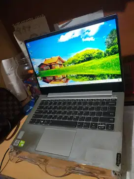 Laptop Lenovo Core i5 10210U Dual Vga
