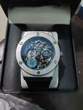 Jam tangan HB automatic