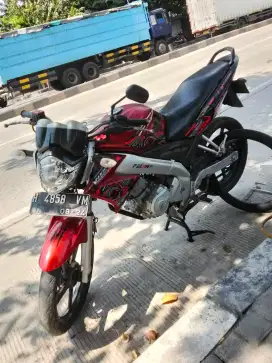 Bu jual Vixion old th 2009 pribadi