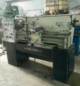 Mesin milling borfrais bubut