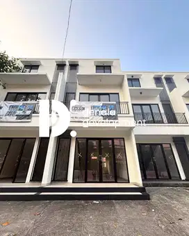 Ruko Baru 2.5 Lantai Desain Modern Minimalis di Duren Sawit