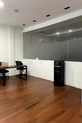 Disewakan Cocok Untuk Kantor Unit Ruko Gandeng di Kelapa Gading