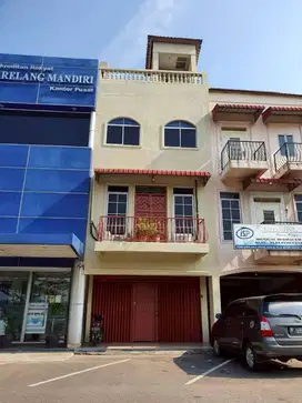 Disewakan Ruko 3,5 Lantai di Palm Spring, Batam Center