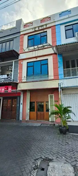DIJUAL RUKO 3 LANTAI DI RAYA DARMO PERMAI SELATAN AREA STRATEGIS