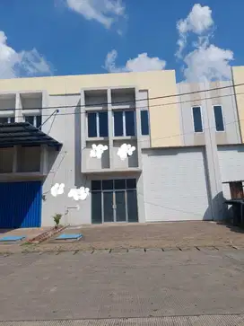 Disewakan Gudang Murah BU Bawah Pasaran Pergudangan Central Cakung