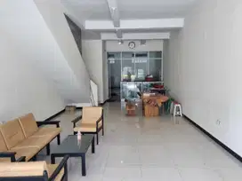 Ruko TKI 5 pinewood Siap Pakai dan Strategis di bandung