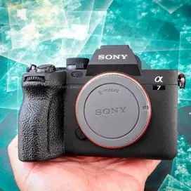 Sony A7 Mark IV Body. Fullset Like New. sc 1rb. A7IV A74