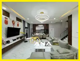 ANA RUMAH SEMI BARU UK 7.45X21M DI KOMP KAVLING POLRI JELAMBAR
