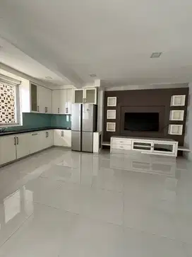 Disewakan Rumah Cluster Vasa Lake Vassa Residence Lippo Cikarang