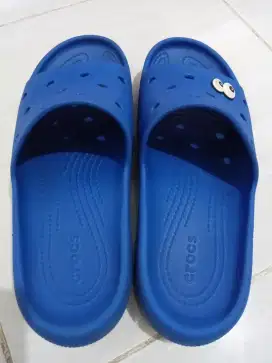 Sendal pria CROCS original warna BiRU