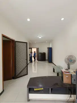 Rungkut Asri dekat Transmart Rungkut