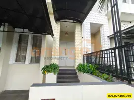 Di Jual Rumah Cantik Siap Huni Di Grand Wisata Bekasi