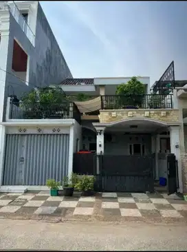 RUMAH KEREN DI JATINEGARA INDAH - BUARAN