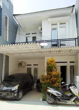 S106 Rumah bagus Strategis di Makasar Jakarta Timur