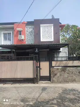 DIJUAL RUMAH 2LT BAGUS ADA KOLAM RENANG DKT AEONMALL SENTUL