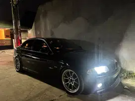 BMW 325i 2001 Bensin