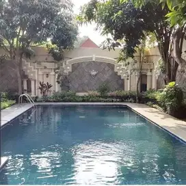 dijual Rumah mewah di Kemang Jakarta Selatan