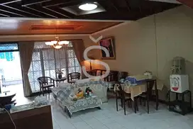 DIJUAL RUMAH STRATEGIS DAN SIAP HUNI DI SARIJADI KOTA BANDUNG.