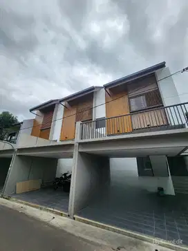 Rumah Baru Siap Huni Di Sekelimus Buah Batu Dekat Batununggal turangga