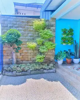 Di jual rumah fully Furnished dalam cluster di kalisari