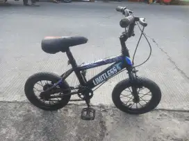 Bmx Uk 12 LIMITLESS Tuk 3 - 5 Thn