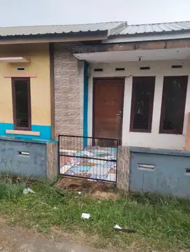 Dijual rumah Kontrakan 2 petak di jl Tirtonadi GG Mekarjaya Rumbai