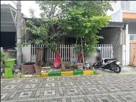 RUMAH DI PERUMAHAN WISMA LIDAH KULON SURABAYA