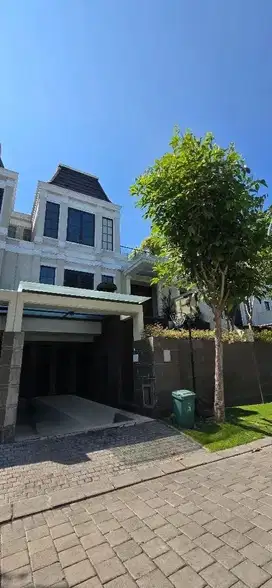 Langka‼️Dijual rumah Grand Kenjeran -pinewood