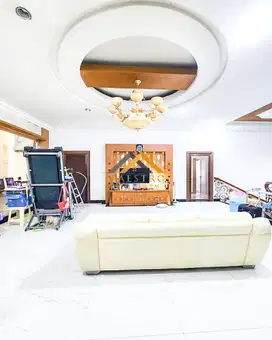 Dijual Villa Komplek Grand Polonia (Row Boulevard) Jl Perhubungan
