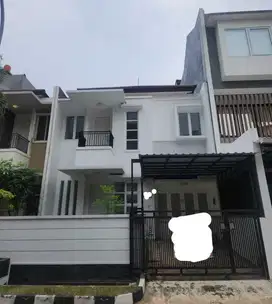 Dijual Rumah 2 Lantai Pulau Peniki Permata Buana Full Renov