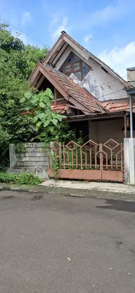 Bismillah HOT SALE Rumah Dijual Hitung Tanah di Sektor 3A Bintaro