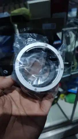 Adapter lensa kamera