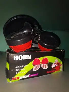 Klakson mobil stereo high & low frekuensi 12 volt suara berwibawa.
