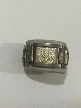 JAM TANGAN GUESS