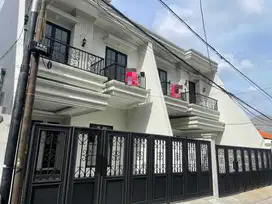Rumah Pondok Bambu Duren Sawit Cluster Lokasi Pinggir Jalan Raya Bagus