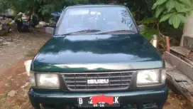 Isuzu panther 2,5 M T THN 96