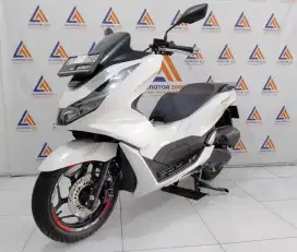 HONDA PCX 160 THN 2023 (SS LENGKAP/MESIN AMAN/PJK HIDUP)