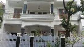 DIJUAL CEPAT RUMAH KLASIK MODERN DI RAWAMANGUN