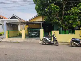 Rumah buat usaha atau kantor deket alun alun