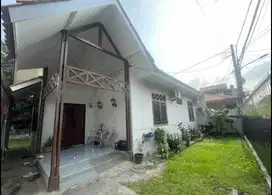 Rumah luas dijual komplek Bintara 1